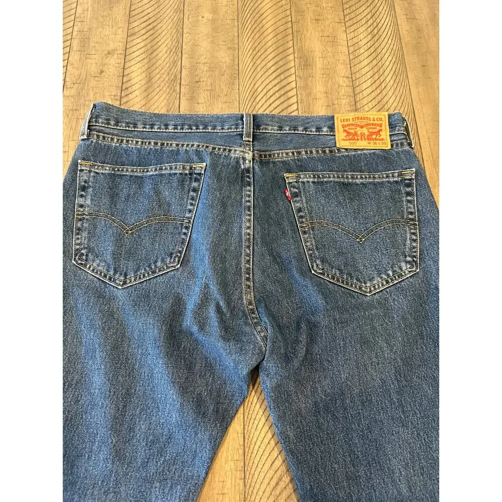 Levis classic levi